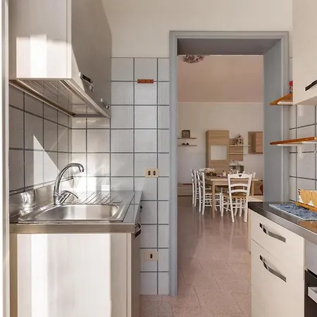 Iolanda By Barbarhouse