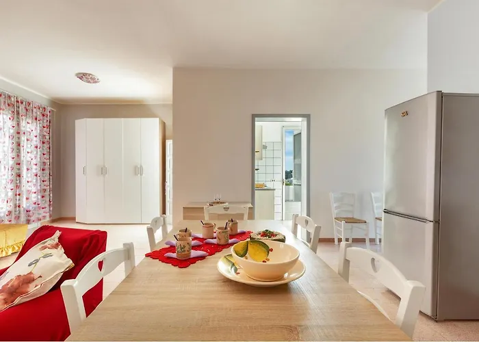 Iolanda By Barbarhouse Torre Lapillo